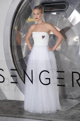 December 14, 2016 - Westwood, CA, United States - 14 December 2016 - Westwood, California - Jennifer Lawrence. The Los Angeles premiere of Passengers held at Regency Village Theatre. Photo Credit: AdMedia Westwood United States - ZUMAa123 20161214_zaa_a123_007
