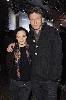 Jasna Fritzi Bauer und Oliver Masucci bei der Premiere des Fernsehfilms Winnetou - Eine neue Welt im Delphi Filmpalast. Berlin, 14.12.2016 Foto:xF.xKernx xFuturexImage