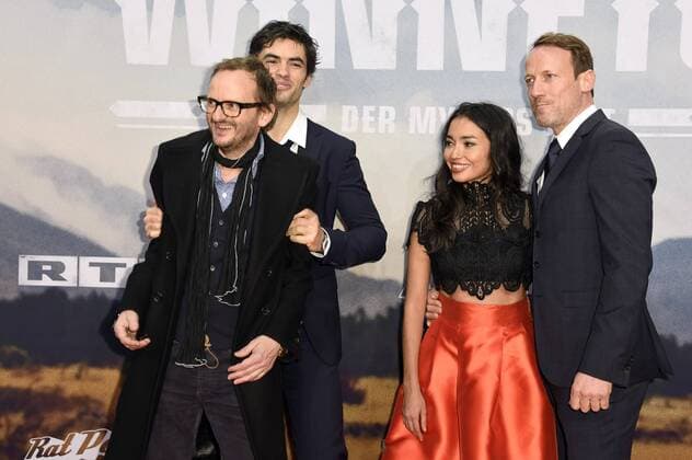 Milan Peschel, Nik Xhelilaj, Iazua Larios und Wotan Wilke Möhring bei der Premiere des Fernsehfilms Winnetou - Eine neue Welt im Delphi Filmpalast. Berlin, 14.12.2016 Foto:xF.xKernx xFuturexImage
