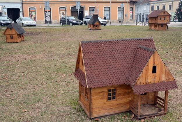 Modellpark in Sisak, Kroatien Model of the Posavina villages 15.12.2016., Croatia, Sisak - Model of the Posavina villages in park near Kupa river.  NikolaxCutuk PIXSELL
