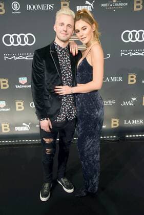 Stefanie Giesinger mit Freund Marcus Butler PLACE TO B INFLUENCER AWARD im Axel Springer Haus in Berlin am 15.12.2016
