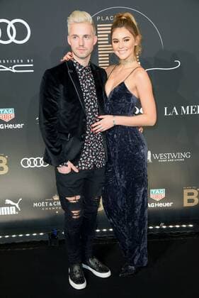 Stefanie Giesinger mit Freund Marcus Butler PLACE TO B INFLUENCER AWARD im Axel Springer Haus in Berlin am 15.12.2016