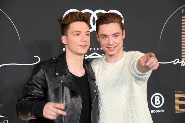 Die Lochis (Roman Lochmann, Heiko Lochmann) PLACE TO B INFLUENCER AWARD im Axel Springer Haus in Berlin am 15.12.2016