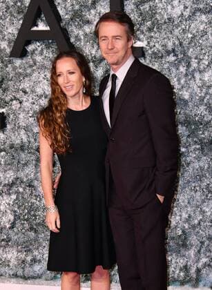 . 15 12 2016. London, United Kingdom. Shauna Roberston, Edward Norton attends Collateral Beauty European film premiere. Drama about a man whose life is flipped upside down after a tragedy sends him into a deep depression.  xNilsxJorgensenx xi-Imagesx IIM-14040-0013