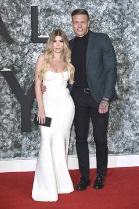 Olivia Buckland und Alex Bowden bei der Premiere des Kinofilms Verborgene Schönheit Collateral Beauty im Vue Leicester Square. London, 15.12.2016 Olivia Buckland, Alex Bowden  Foto:xS.xVasx xFuturexImage