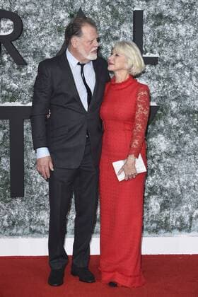 Taylor Hackford mit Gattin Helen Mirren bei der Premiere des Kinofilms Verborgene Schönheit Collateral Beauty im Vue Leicester Square. London, 15.12.2016 Taylor Hackford, Helen Mirren  Foto:xS.xVasx xFuturexImage