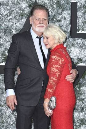 Taylor Hackford mit Gattin Helen Mirren bei der Premiere des Kinofilms Verborgene Schönheit Collateral Beauty im Vue Leicester Square. London, 15.12.2016 Taylor Hackford, Helen Mirren  Foto:xS.xVasx xFuturexImage