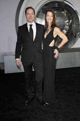 Jon Spaihts mit Gattin Johanna Watts bei der Premiere des Kinofilms Passengers im Regency Village Theatre, Westwood. Los Angeles, 14.12.2016 Foto:xD.xBedrosianx xFuturexImage
