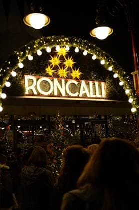 Premiere des 13. Roncalli Weihnachtscircus im Tempodrom. Berlin, 16.12.2016 Foto:xT.xBartillax xFuturexImage