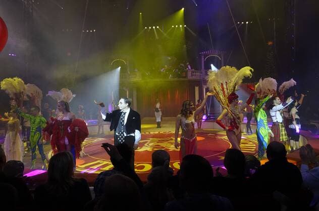 Premiere des 13. Roncalli Weihnachtscircus im Tempodrom. Berlin, 16.12.2016 Foto:xT.xBartillax xFuturexImage