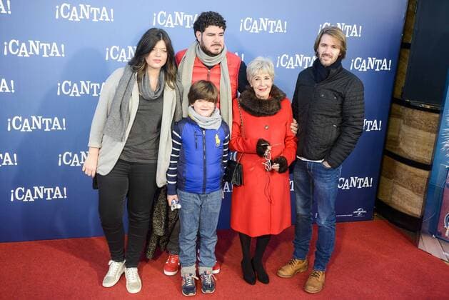 Concha Velasco attends to the premiere of the film ¡Canta! at Cines Capitol in Madrid, Spain. December 18, 2016.  (20161218041)