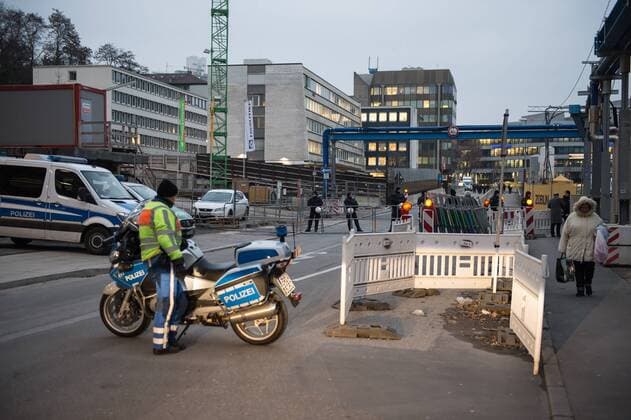 Erster S21- Tunneldurchschlag in Stuttgart gefeiert - Offizielle Durchschlagsfeier am Tunnel Bad Cannstatt Copyright: 7aktuell.dex xMarcoxFranzese