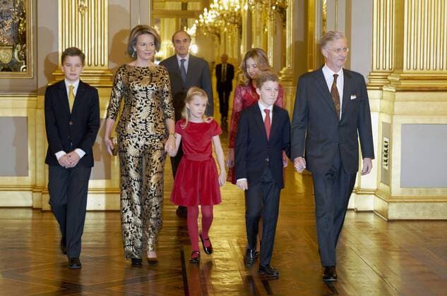Belgische Königsfamilie besucht das Weihnachtskonzert in Brüssel Prince Gabriel (12), Queen Mathilde of Belgium, Prince Emmanuel (10), King Philippe - Filip of Belgium, Princess Eleonore (7), Crown Princess Elisabeth (14), Princess Astrid of Belgium and Prince Lorenz of Belgium pictured during the yearly Christmas Concert, at the Royal Palace, in Brussels, Wednesday 21 December 2016. The King and Queen want to thank especially those who have contributed to the success of the royal activities throughout teh year 2016. Â 