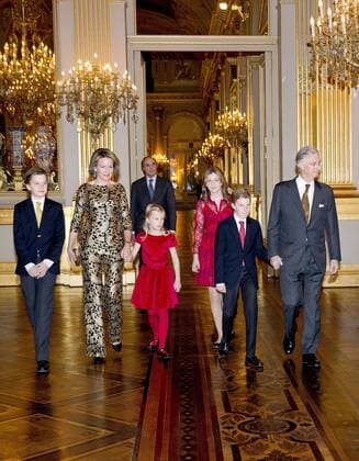 Belgische Königsfamilie besucht das Weihnachtskonzert in Brüssel 21-12-2016 Brussels Queen Mathilde and King Filip and Prince Gabriel (12) and Prince Emmanuel (10) and Princess Eleonore (7) and Crown Princess Elisabeth (14) and Princess Astrid and Prince Lorenz posing before the Christmas concert at the Royal Palace in Brussels.  Copyright: ppex