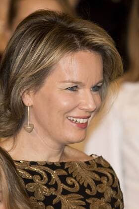Belgische Königsfamilie besucht das Weihnachtskonzert in Brüssel 21-12-2016 Brussels Queen Mathilde and King Filip and Prince Gabriel (12) and Prince Emmanuel (10) and Princess Eleonore (7) and Crown Princess Elisabeth (14) and Princess Astrid and Prince Lorenz posing before the Christmas concert at the Royal Palace in Brussels.  Copyright: ppex