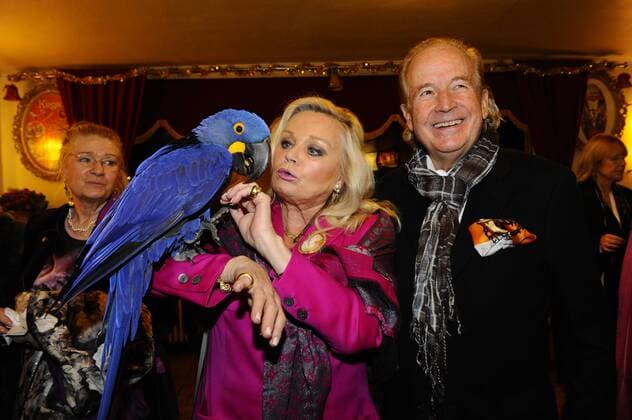 Max Schautzer mit Ehefrau 1. Winterpremiere von Zirkus Krone Manege Krone-Haupthaus München 25. Dezember 2016