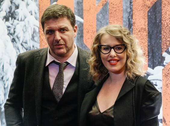 MOSCOW, RUSSIA - DECEMBER 27, 2016: Russian actor Maxim Vitorgan (L) and TV presenter Ksenia Sobchak attend the Moscow premiere of the Viking film directed by Andrei Kravchuk at the Oktyabr Cinema. Alexander Shcherbak TASS  TS03CE81