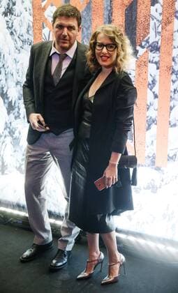 MOSCOW, RUSSIA - DECEMBER 27, 2016: Russian actor Maxim Vitorgan (L) and TV presenter Ksenia Sobchak attend the Moscow premiere of the Viking film directed by Andrei Kravchuk at the Oktyabr Cinema. Alexander Shcherbak TASS  TS03CE82