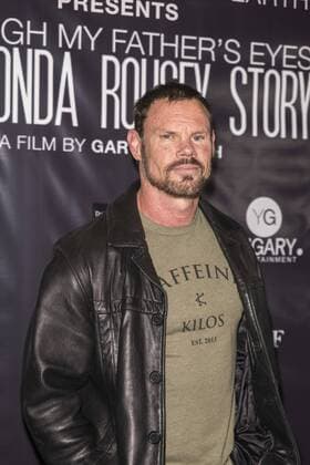 Geoff Meed attends at The Ronda Rousey Story film premiere December 30, 2016 in Chinese Mann Theater, Hollywood, California. USA - 2016 - The Ronda Rousey Story film premiere in Hollywood, CA.  Copyright: xEugenexPowersxPhotographyx