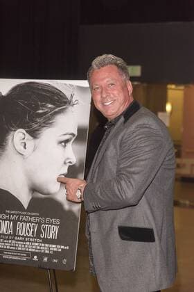 Prinz Olav von Sachsen und Coburg attends at The Ronda Rousey Story film premiere December 30, 2016 in Chinese Mann Theater, Hollywood, California. USA - 2016 - The Ronda Rousey Story film premiere in Hollywood, CA.  Copyright: xEugenexPowersxPhotographyx