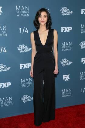 Katie Findlay bei der It s Always Sunny in Philadelphia (Staffel 12) und Man Seeking Woman (Staffel 3) Serien Premiere am 3.01.2017 in Los Angeles FXX s It s Always Sunny in Philadelphia Season 12 and Man Seeking Woman Season 3 Premiere in Los Angeles, 2017 