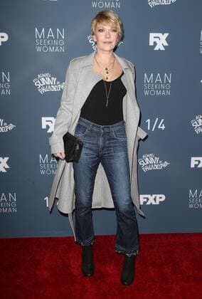 January 3, 2017 - Los Angeles, CA, United States - 03 January 2017 - Los Angeles, California - Mary Elizabeth Ellis. Premiere Of FXX It s Always Sunny In Philadelphia Season 12 And Man Seeking Woman Season 3 held at Fox Bruin Theatre. Photo Credit: AdMedia Los Angeles United States - ZUMAa123 20170103_zaa_a123_230