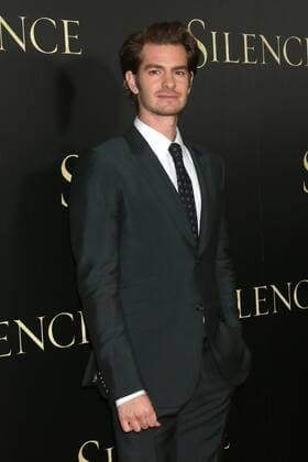 LOS ANGELES - JAN 5: Andrew Garfield at the Silence Premiere at Directors Guild of America on January 5, 2017 in Los Angeles, CA  Copyright: xKathyxHutchinsx xIPAx