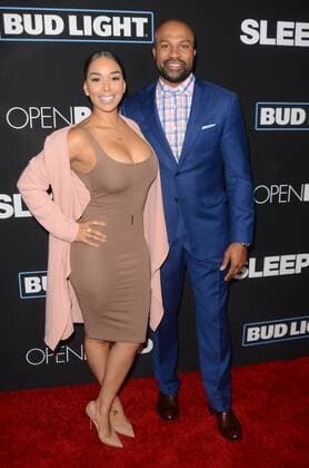 LOS ANGELES - JAN 5: Gloria Govan, Derek Fisher at the Sleepless Premiere at Regal Cinemas on January 5, 2017 in Los Angeles, CA  Copyright: xHPAx xIPAx