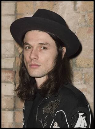 . 06 01 2017. London, United Kingdom. James Bay attends the Topman show. London Fashion Week Men s, Topman Design at The Topman Showspace, Old Selfridges Hotel, London, UK.  xBenxStevensx xi-Imagesx IIM-14116-0012