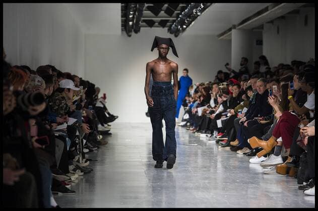 . 06 01 2017. London, United Kingdom. London Fashion Week Men s Xander Zhou at the BFC Showspace on The Strand, London, UK.  xBenxStevensx xi-Imagesx IIM-14117-0010