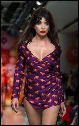 . 07 01 2017. London, United Kingdom. Model Daisy Lowe walks the catwalk at London Men s Fashion Week. London Fashion Week Men s 2017, Katy Eary at BFC Show Space on The Strand, London, UK.  xBenxStevensx xi-Imagesx IIM-14121-0013
