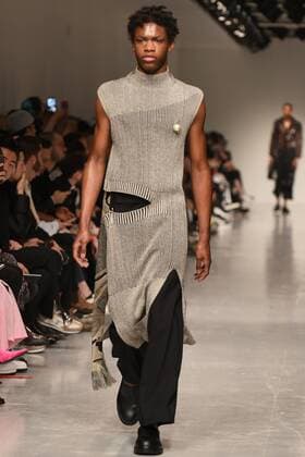 January 8, 2017 - London, United Kingdom - The model walk down the catwalk wearing Ximon Lee s AW17 at London Fashion Week Men on Jan 8th 2017. London United Kingdom  - ZUMAn230 20170108_zaa_n230_550