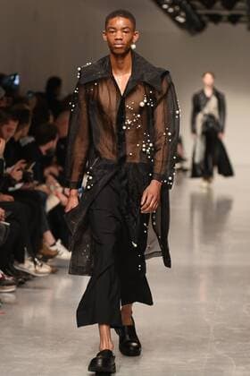 January 8, 2017 - London, United Kingdom - The model walk down the catwalk wearing Ximon Lee s AW17 at London Fashion Week Men on Jan 8th 2017. London United Kingdom  - ZUMAn230 20170108_zaa_n230_552