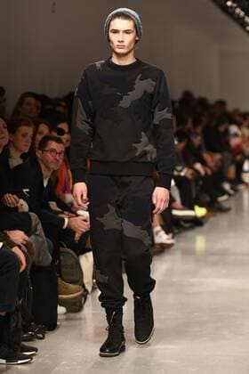 January 8, 2017 - London, United Kingdom - The model walk down the catwalk wearing Christopher Raeburn s AW17 at London Fashion Week Men on Jan 6th 2017. London United Kingdom  - ZUMAn230 20170108_zaa_n230_555