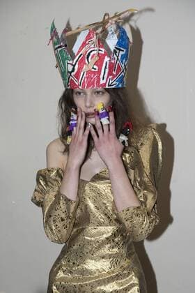 London: Backstage Vivienne Westwood Fashion Show General backstage and atmosphere at Vivienne Westwood s fashion show during London Fashion Week Men s 2017 to present the AW 17 18.  AlbertoxPezzali