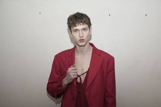 London: Backstage Vivienne Westwood Fashion Show General backstage and atmosphere at Vivienne Westwood s fashion show during London Fashion Week Men s 2017 to present the AW 17 18.  AlbertoxPezzali