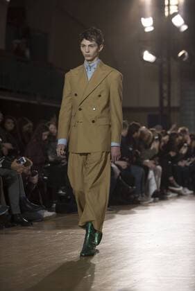 London: Vivienne Westwood Fashion Show Vivienne Westwood s runway at LFW Men s January 2017. A model walks the runway at the Vivienne Westwood show during London Fashion Week Men s collections at Seymour Leisure Centre. Dame Vivienne Isabel Westwood is a British fashion designer and businesswoman, largely responsible for bringing modern punk and new wave fashions into the mainstream. Westwood came to public notice when she made clothes for Malcolm McLaren s boutique in the King s Road, which became famous as SEX  AlbertoxPezzali