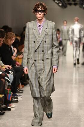 January 9, 2017 - London, England, United Kingdom - A model walks the runway at John Lawrence Sullivan during London Fashion Week Men s January 2017 collections at BFC Show Space on January 9, 2017 in London, England. London United Kingdom  - ZUMAn230 20170109_zaa_n230_090