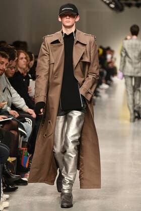 January 9, 2017 - London, England, United Kingdom - A model walks the runway at John Lawrence Sullivan during London Fashion Week Men s January 2017 collections at BFC Show Space on January 9, 2017 in London, England. London United Kingdom  - ZUMAn230 20170109_zaa_n230_091