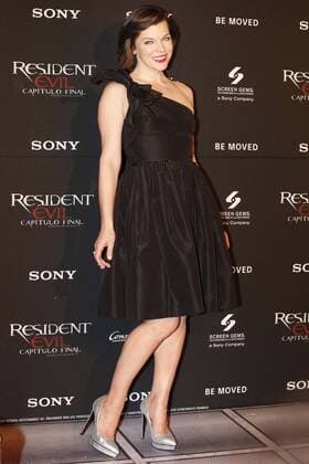 January 9, 2017 - Mexico - Milla Jovovich, Premiere Film Resident Evil  - ZUMAu78_ 20170109_zaf_u78_076