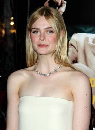 January 9, 2017 - Los Angeles, CA, United States - 9 January 2017 - Los Angeles, California - Elle Fanning. Live By Night World Premiere held at the TCL Chinese Theatre. Photo Credit: AdMedia Los Angeles United States - ZUMAa123 20170109_zaa_a123_205