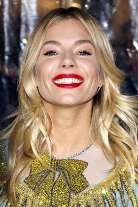 Sienna Miller bei der Live By Night Film Premiere am 9.01.2017 in Hollywood, Los Angeles Live By Night Film Premiere in Los Angeles, 2017 