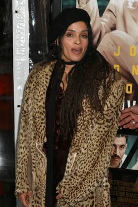 LOS ANGELES - JAN 9: Lisa Bonet at the Live By Night Premiere at TCL Chinese Theater IMAX on January 9, 2017 in Los Angeles, CA  Copyright: xKathyxHutchinsx xIPAx