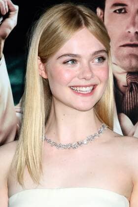 LOS ANGELES - JAN 9: Elle Fanning at the Live By Night Premiere at TCL Chinese Theater IMAX on January 9, 2017 in Los Angeles, CA  Copyright: xKathyxHutchinsx xIPAx
