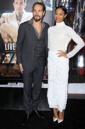 Zoe Saldana mit Ehemann Marco Perego bei der Premiere des Kinofilms Live by Night im TCL Chinese Theatre, Hollywood. Los Angeles, 09.01.2017 Foto:xD.xBedrosianx xFuturexImage