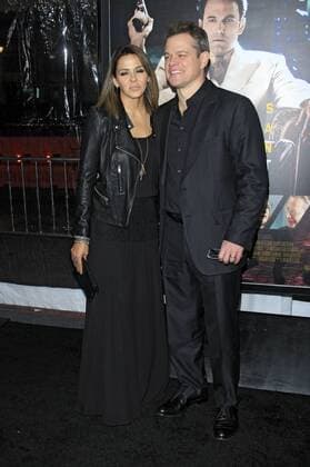 Matt Damon mit Gattin Luciana Barroso bei der Premiere des Kinofilms Live by Night im TCL Chinese Theatre, Hollywood. Los Angeles, 09.01.2017 Foto:xD.xBedrosianx xFuturexImage