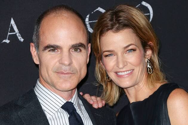 Michael Kelly und seine Ehefrau Karyn Kelly bei der Taboo (FX) Serien Premiere am 9.01.2017 in Los Angeles FX s Taboo TV Series Los Angeles Premiere, 2017 