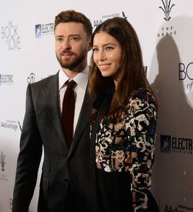 Cast member Jessica Biel and her husband, actor and singer Justin Timberlake attend the premiere of the motion picture drama The Book of Love at The Grove in Los Angeles on January 10, 2017. Storyline: Henry is an introverted architect. After the death of his wife in a car accident, he sets out to help Millie, a homeless teen, to build a raft to sail across the Atlantic.  LAP2017011030 JIMxRUYMEN