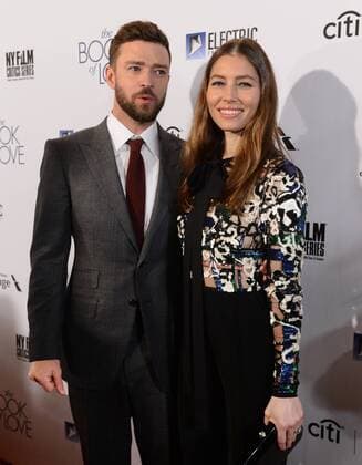 Cast member Jessica Biel and her husband, actor and singer Justin Timberlake attend the premiere of the motion picture drama The Book of Love at The Grove in Los Angeles on January 10, 2017. Storyline: Henry is an introverted architect. After the death of his wife in a car accident, he sets out to help Millie, a homeless teen, to build a raft to sail across the Atlantic.  LAP2017011004 JIMxRUYMEN
