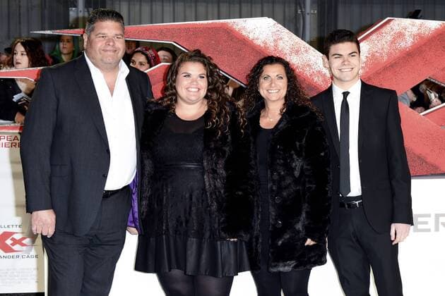 Johnathan, Amy, Nikki und Josh Tapper bei der Premiere des Kinofilms xXx: Return of Xander Cage in der O2 Cineworld, Greenwich. London Johnathan, Amy, Nikki und Josh Tapper  Foto:xS.xVasx xFuturexImage
